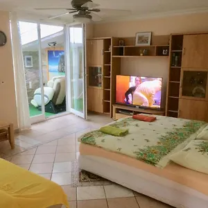 Beach&lake 55 M² Apartment